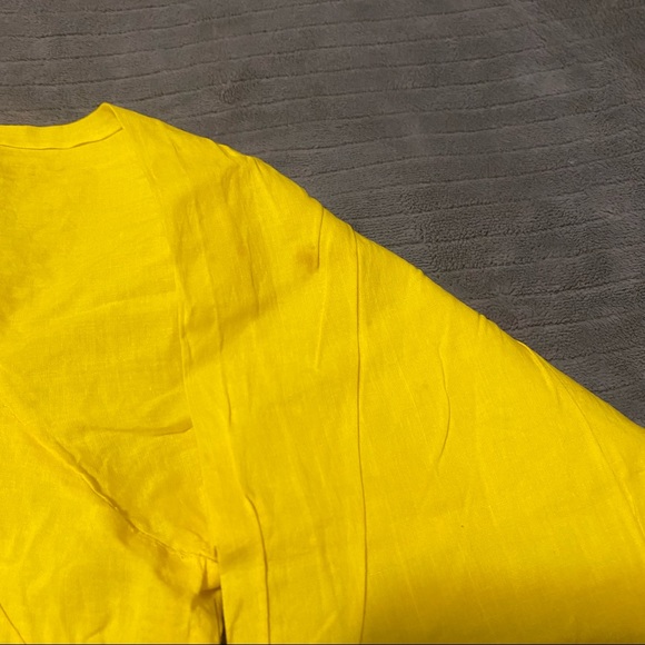 Yellow Saree Blouse - Picture 4 of 4